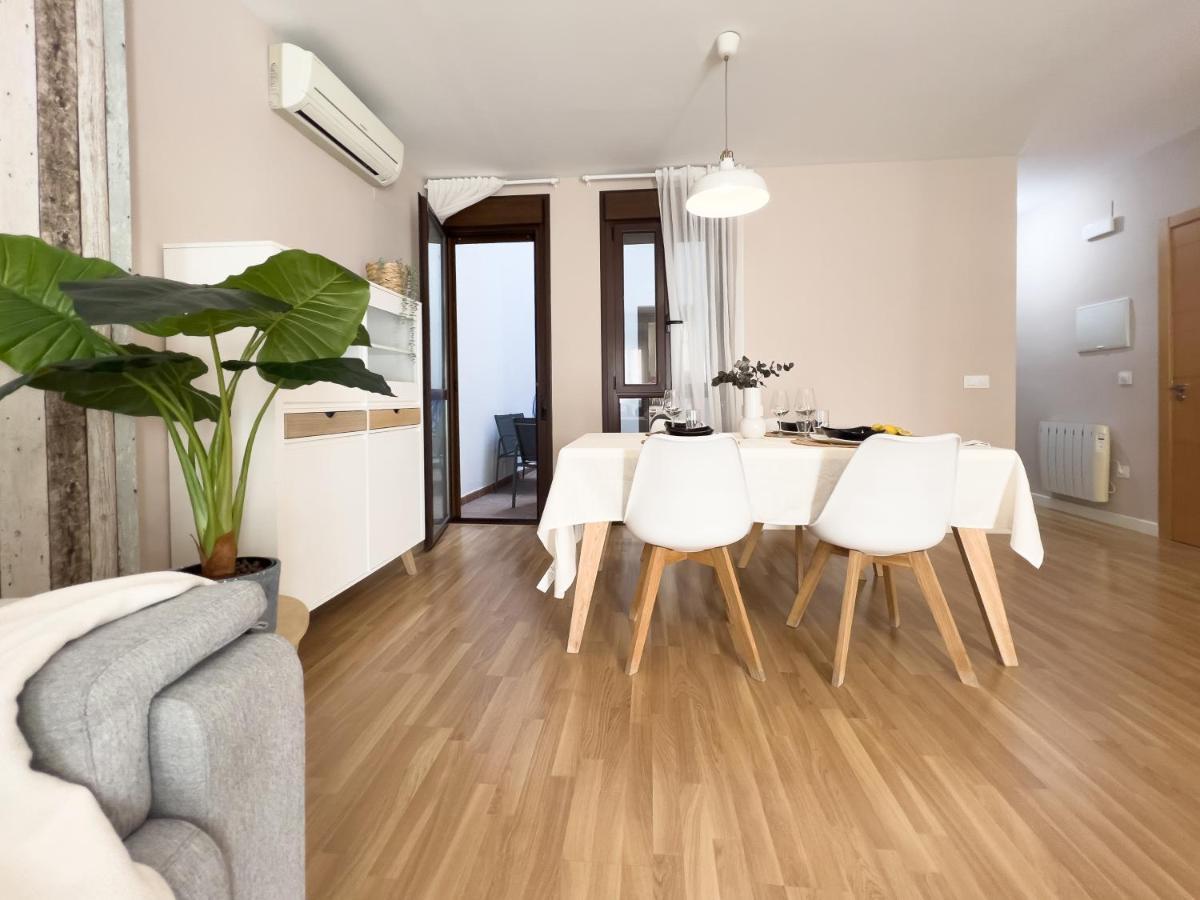 Apartamentos Turisticos Con Alma Plasencia Exterior photo