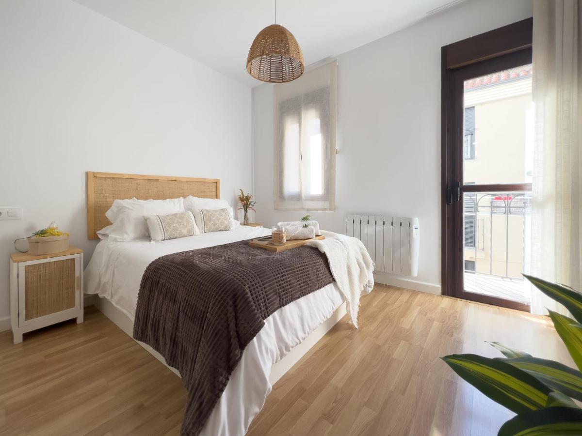 Apartamentos Turisticos Con Alma Plasencia Exterior photo
