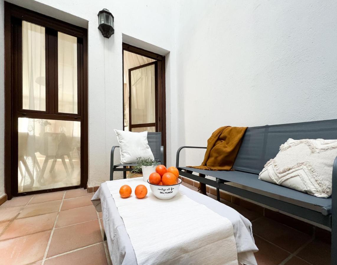 Apartamentos Turisticos Con Alma Plasencia Exterior photo
